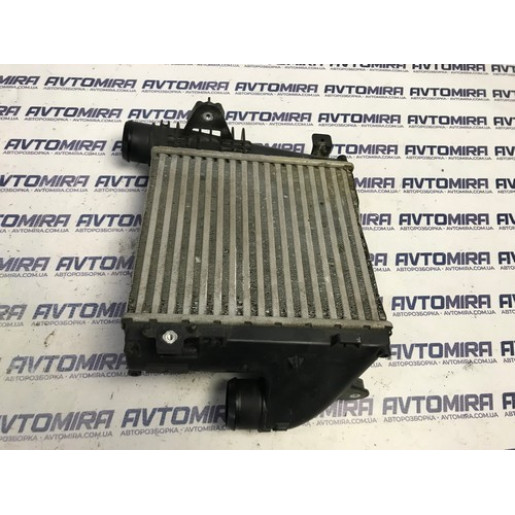 Радиатор интеркулера Peugeot 308 1.6BlueHDI 2013-2021 9675627980